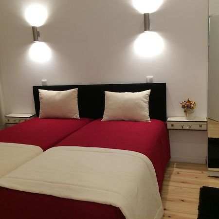 Ferienwohnung Clerigos-H Porto Zimmer foto
